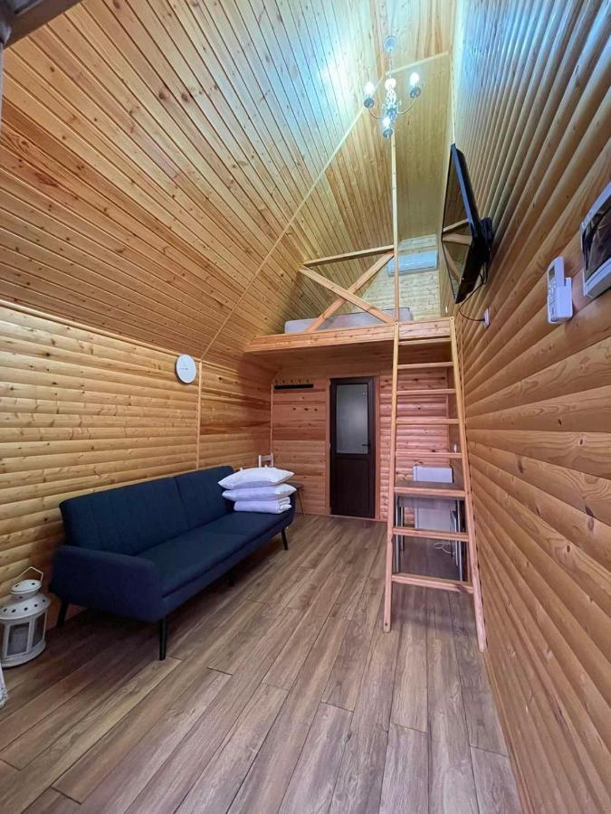 Pensiunea La Iepurasi Lunga Exterior foto